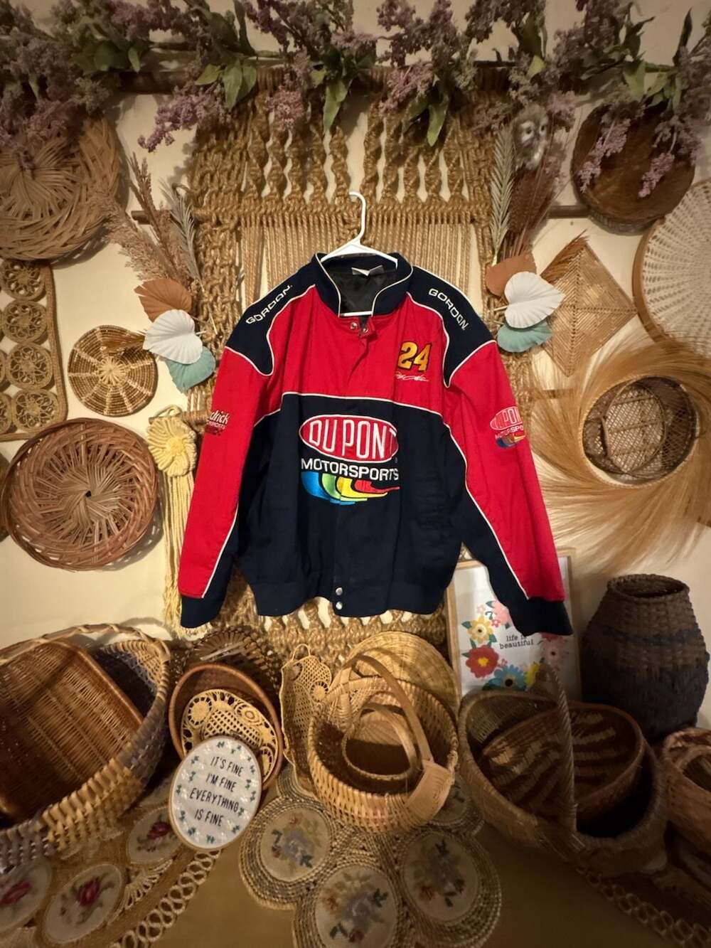 Vintage Winner's Circle Jeff Gordon DuPont #24 NASCAR Motorsports Racing Jacket